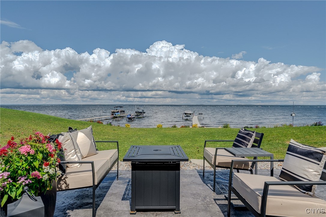 2811 White Haven Road Lenox, NY 13032 - Photo 2 of 50 Views of Oneida Lake for miles