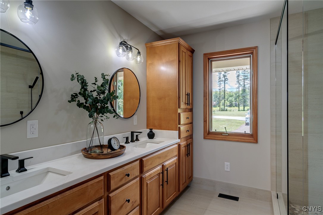 2811 White Haven Road Lenox, NY 13032 - Photo 25 of 50 Updated Quartz Primary Suite