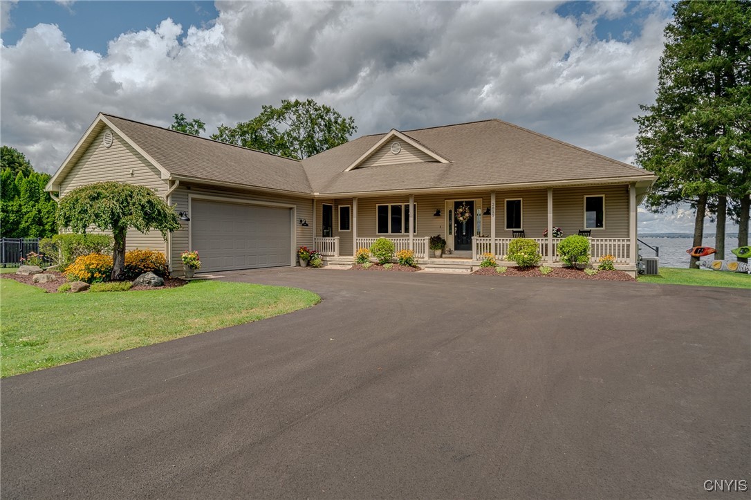 2811 White Haven Road Lenox, NY 13032 - Photo 9 of 50 Gorgeous Curb appeal on this Waterfront Ranch