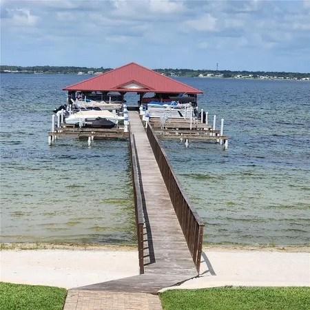 $320,000 | 2351 Lakeview Drive, Unit 114, Sebring, FL 33870