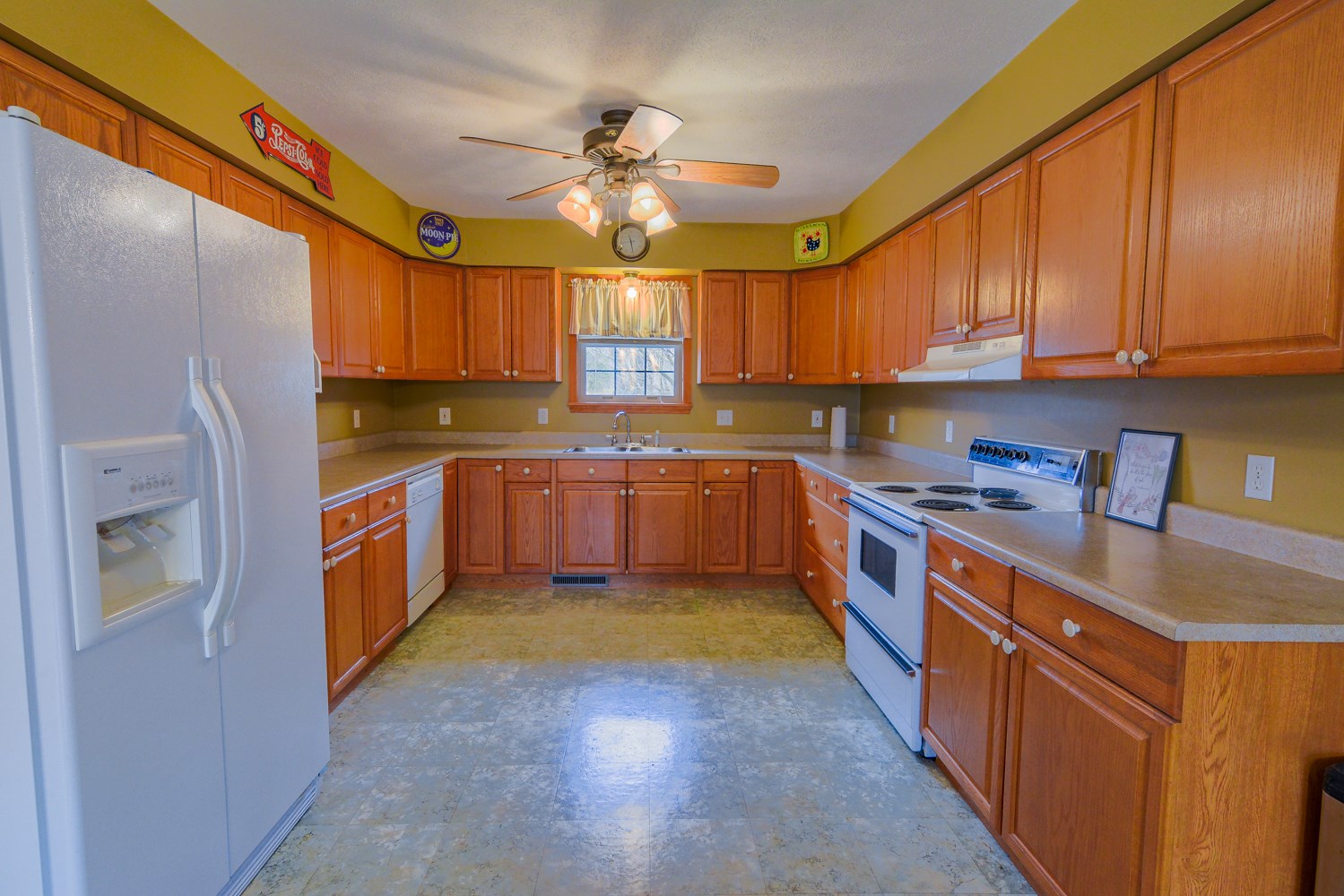 6401 Marrs Manor Road Mount Vernon, IN 47620 - Photo 10 of 32 Gallery Image 10