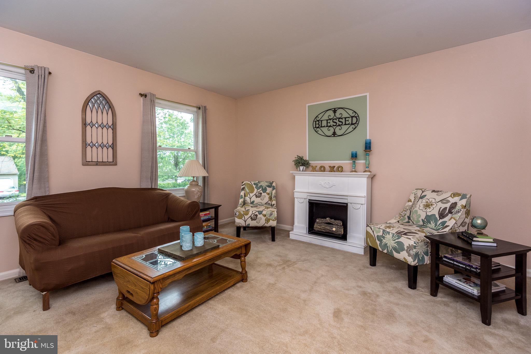 49 Stone Edge Road Sellersville, PA 18960 - Photo 3 of 25 Gallery Image 3