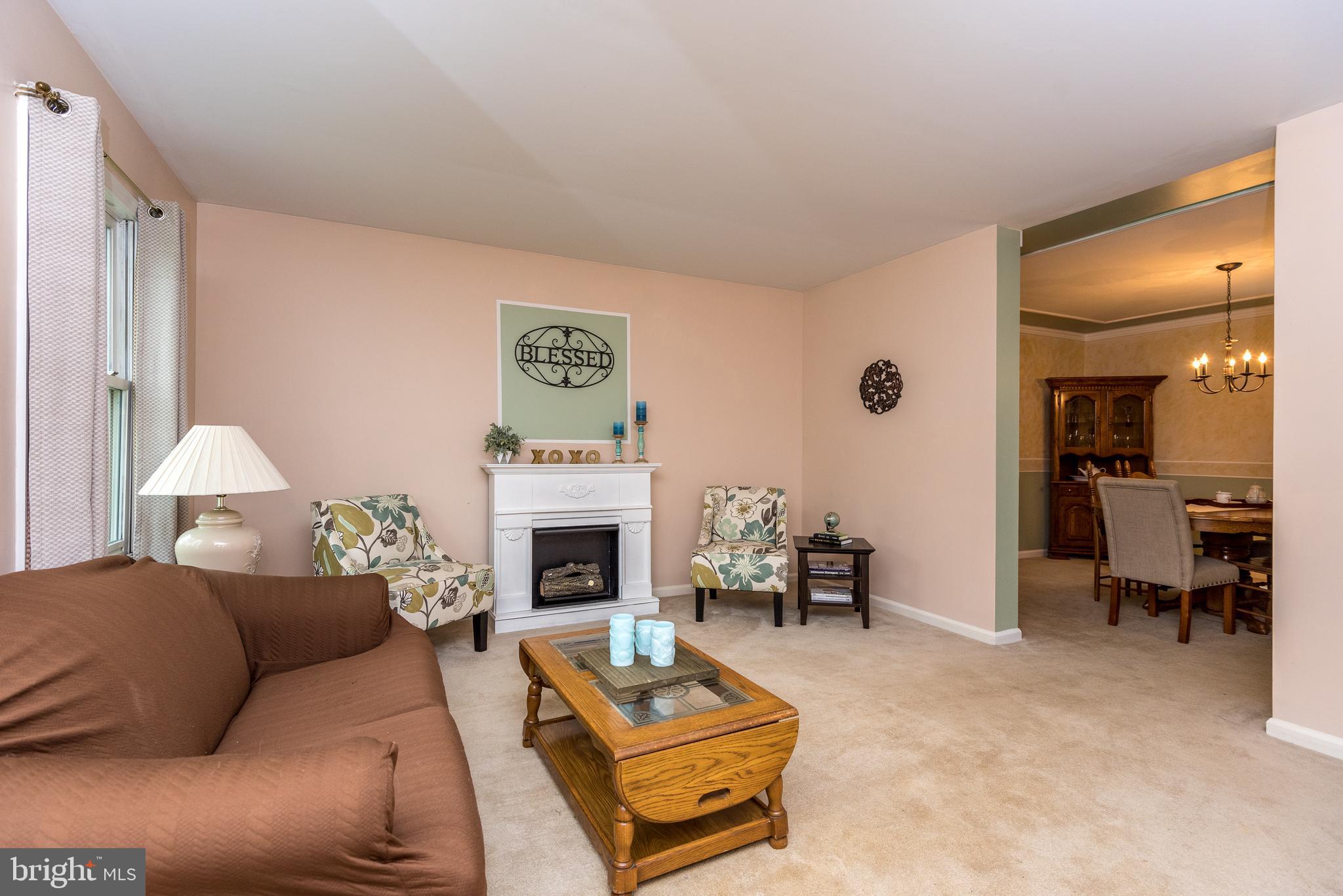 49 Stone Edge Road Sellersville, PA 18960 - Photo 4 of 25 Gallery Image 4