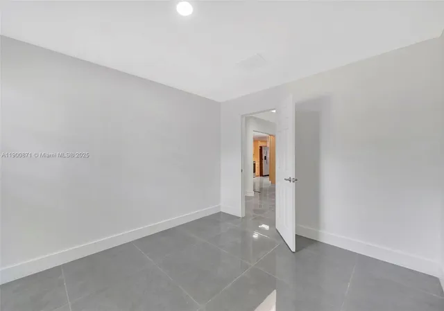 $5,990 | 840 Northeast 182nd Street, North Miami Beach, FL 33162