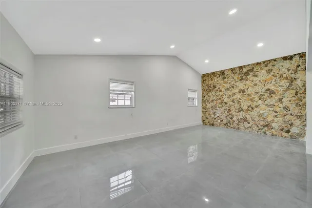 $5,990 | 840 Northeast 182nd Street, North Miami Beach, FL 33162