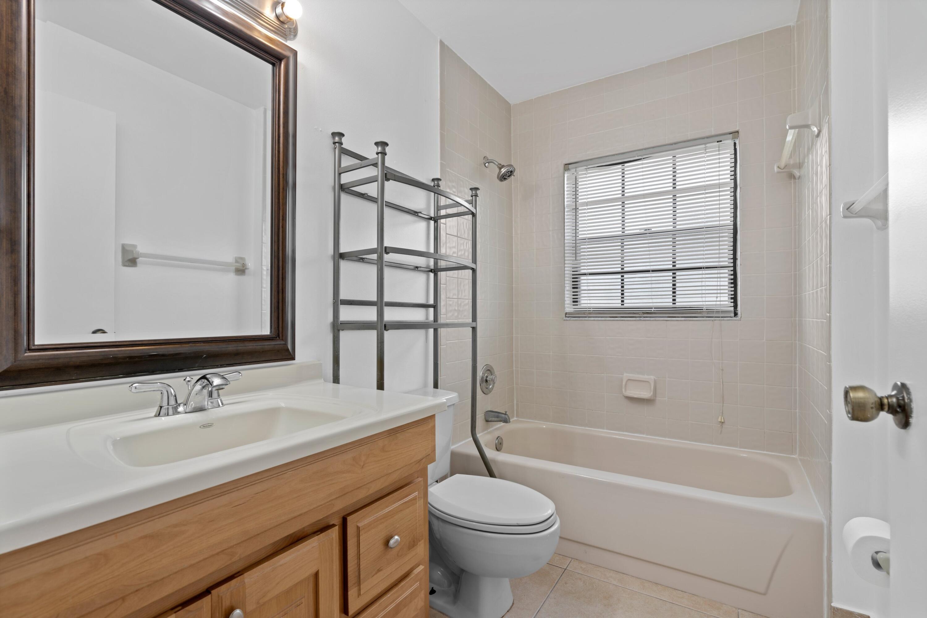 22610 Sea Bass Drive Boca Raton, FL 33428 - Photo 18 of 28 Bathroom #2