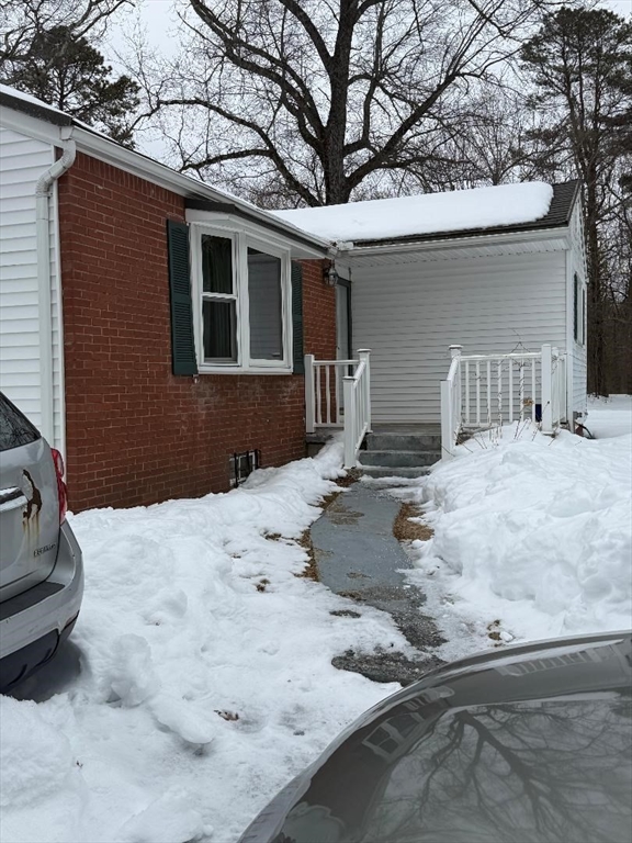 228 Acrebrook Road Springfield, MA 01129 - Photo 2 of 37