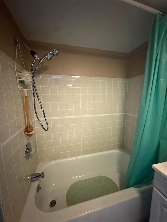 228 Acrebrook Road Springfield, MA 01129 - Photo 26 of 37