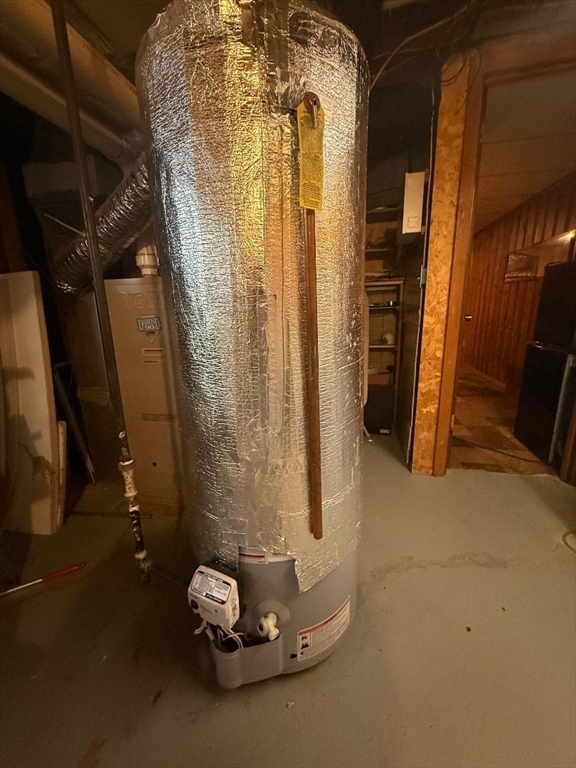 228 Acrebrook Road Springfield, MA 01129 - Photo 32 of 37