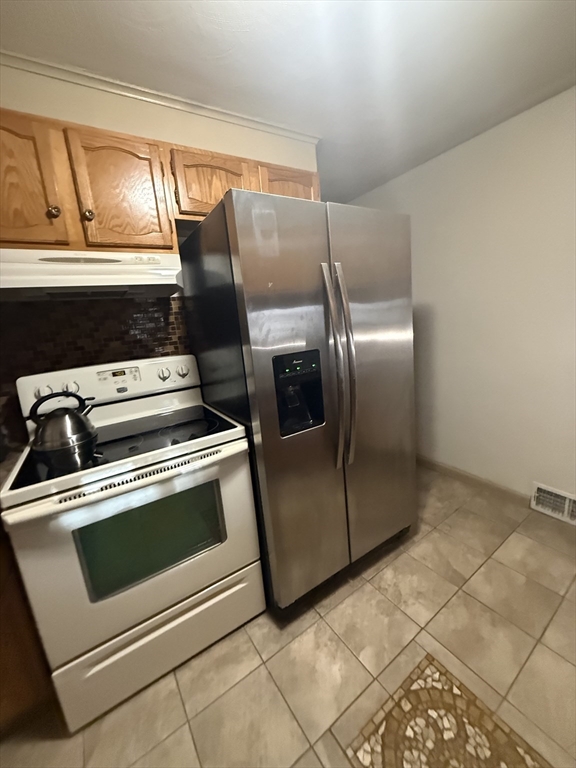 228 Acrebrook Road Springfield, MA 01129 - Photo 6 of 37