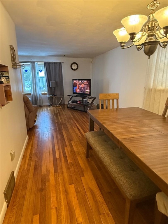 228 Acrebrook Road Springfield, MA 01129 - Photo 10 of 37