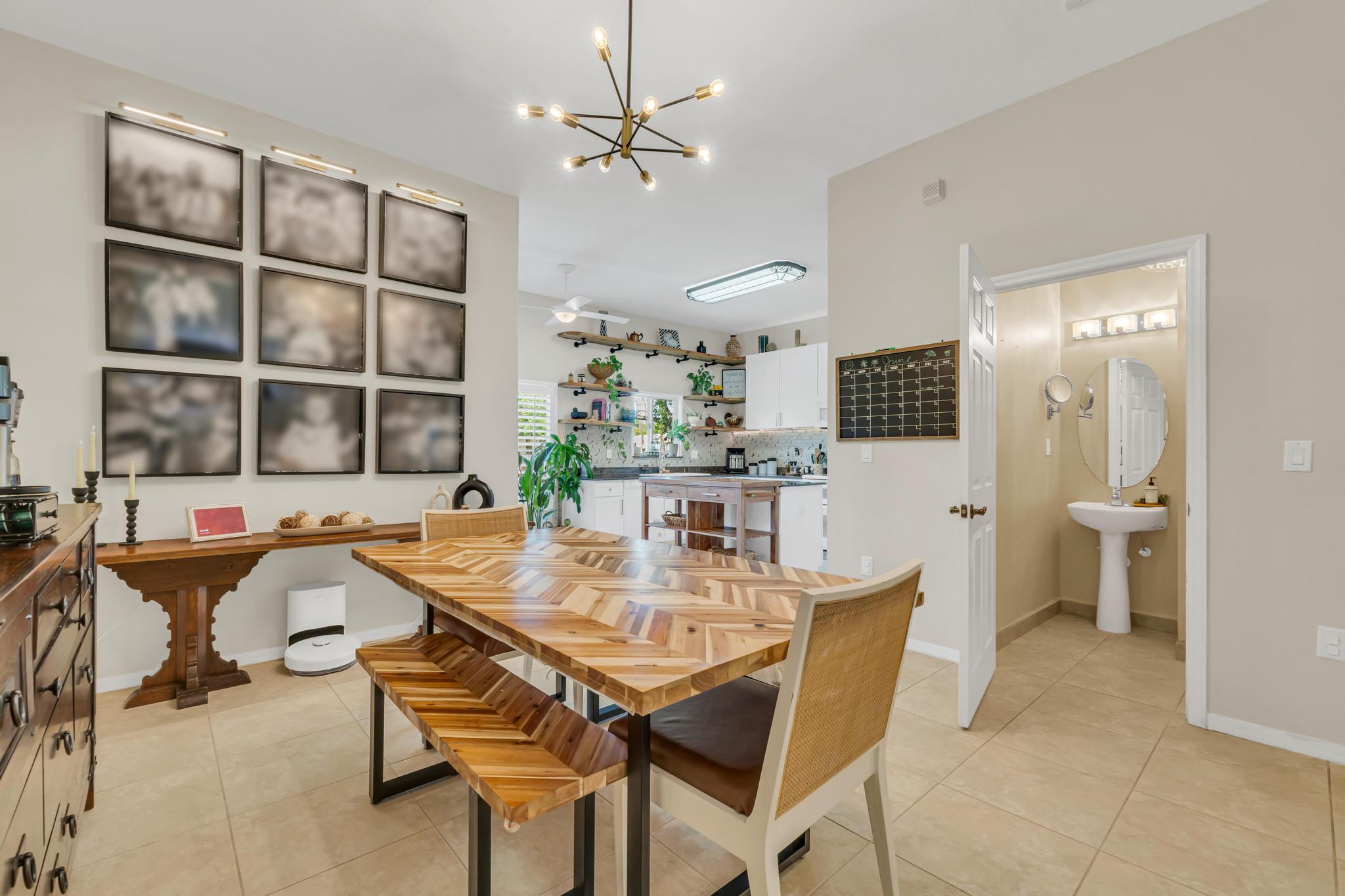 1624 Southeast 24th Court Homestead, FL 33035 - Photo 15 of 58 15