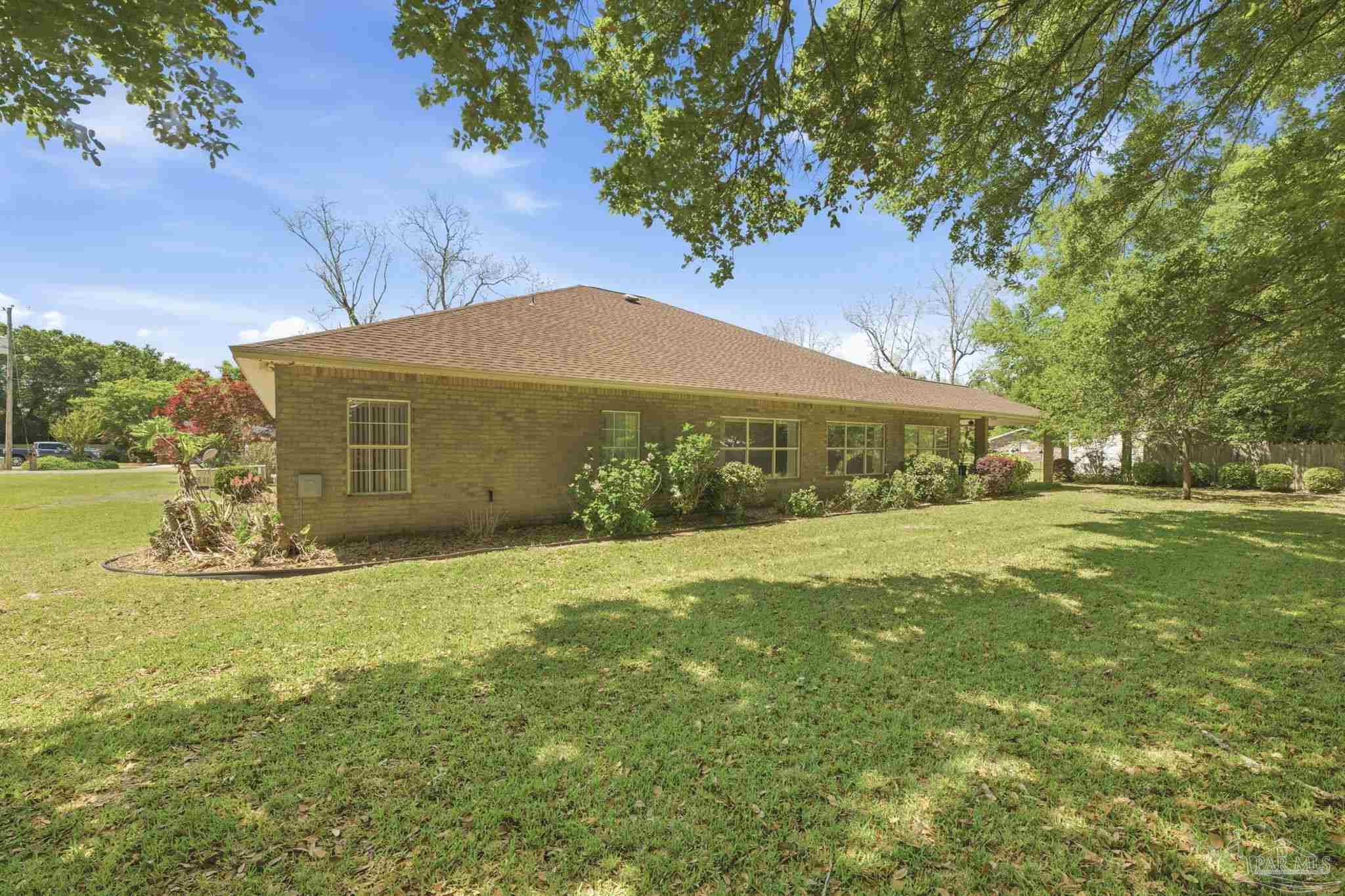 4552 Peaden Road Pace, FL 32571 - Photo 41 of 43