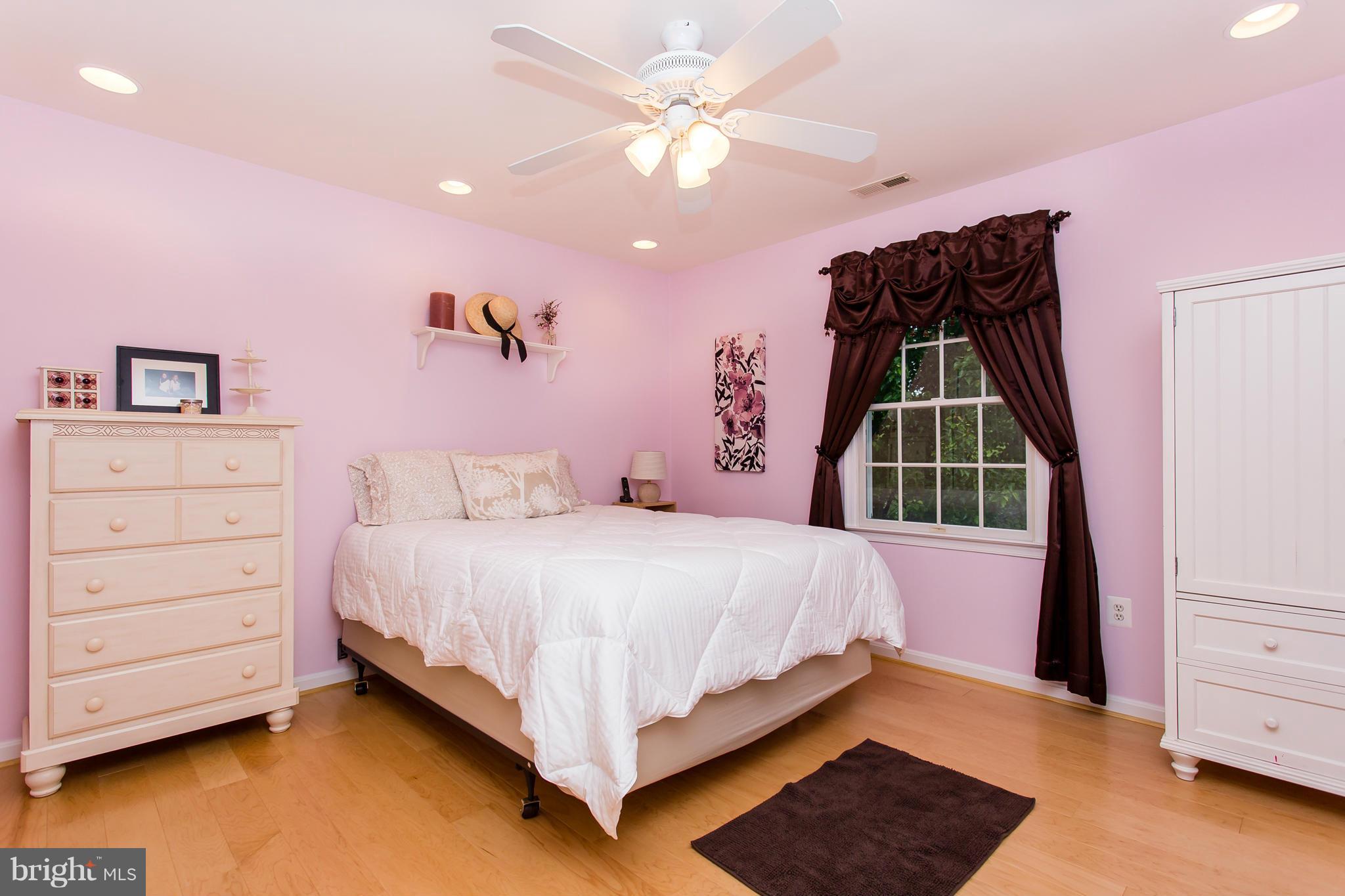 5700 Hunt Ridge Court Broad Run, VA 20137 - Photo 12 of 30 Bedroom