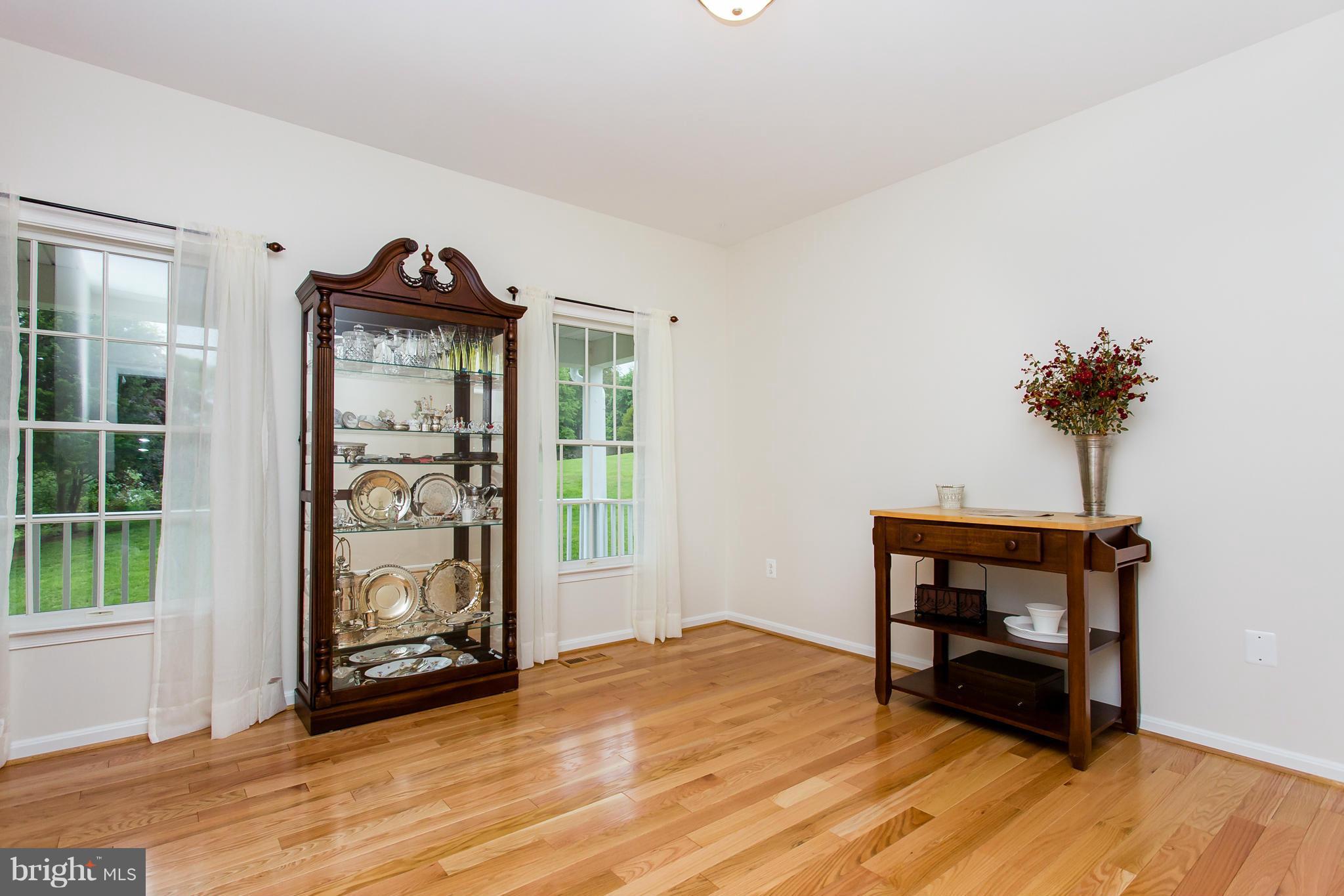 5700 Hunt Ridge Court Broad Run, VA 20137 - Photo 16 of 30 Dining Room