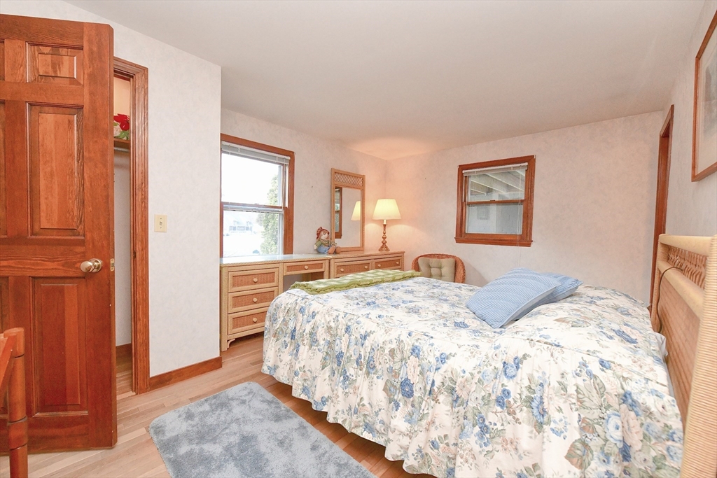 18 Gibbs Road Bourne, MA 02562 - Photo 16 of 42