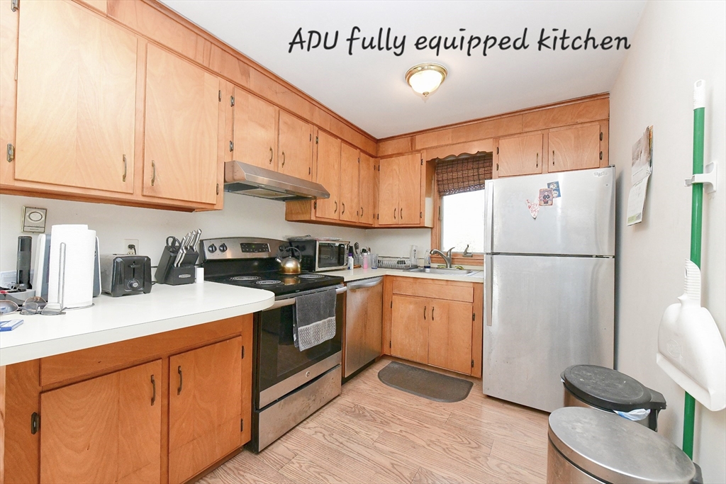 18 Gibbs Road Bourne, MA 02562 - Photo 31 of 42