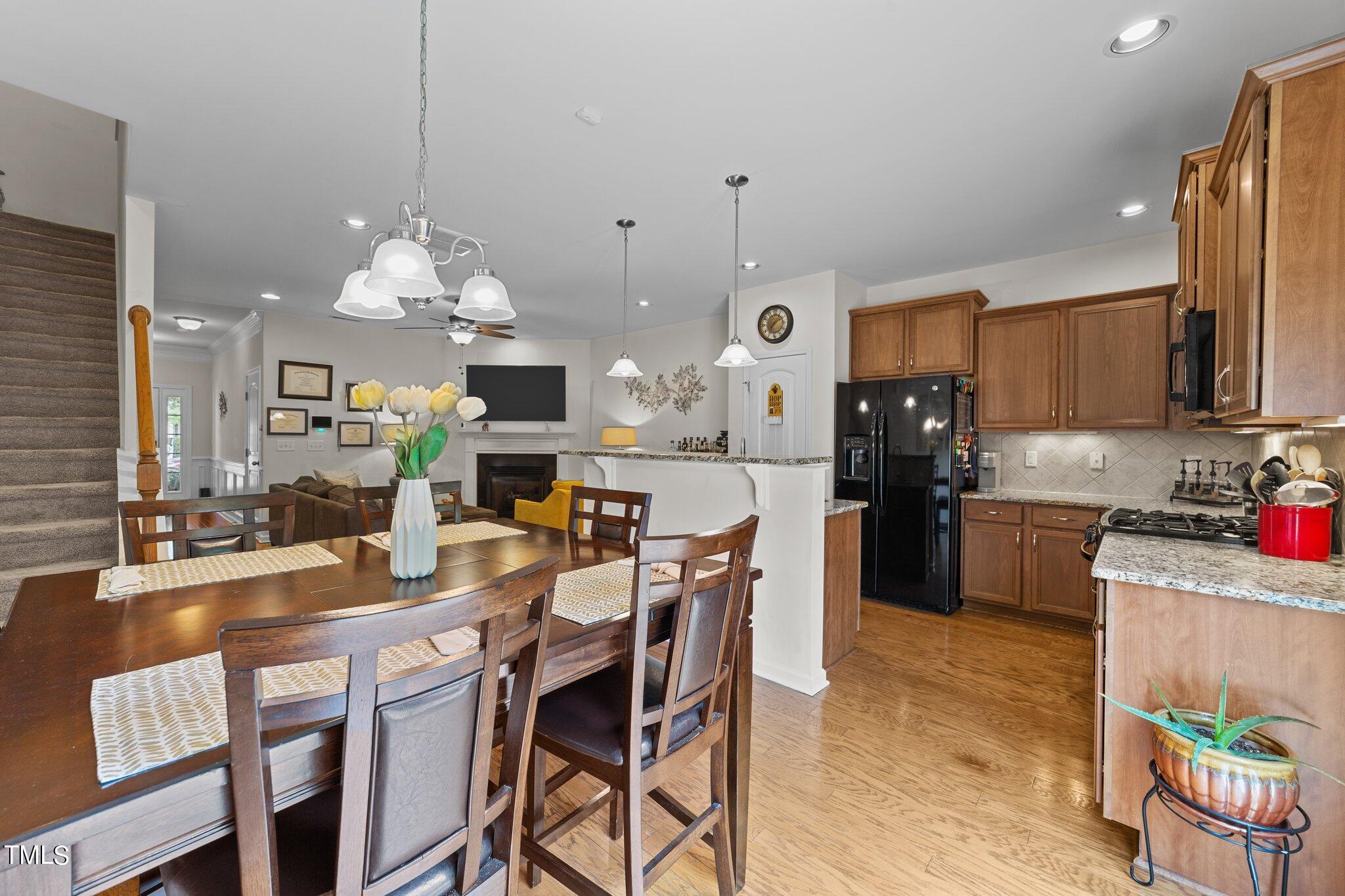 167 Token House Road Durham, NC 27703 - Photo 11 of 43 38-web-or-mls-VB4A9472