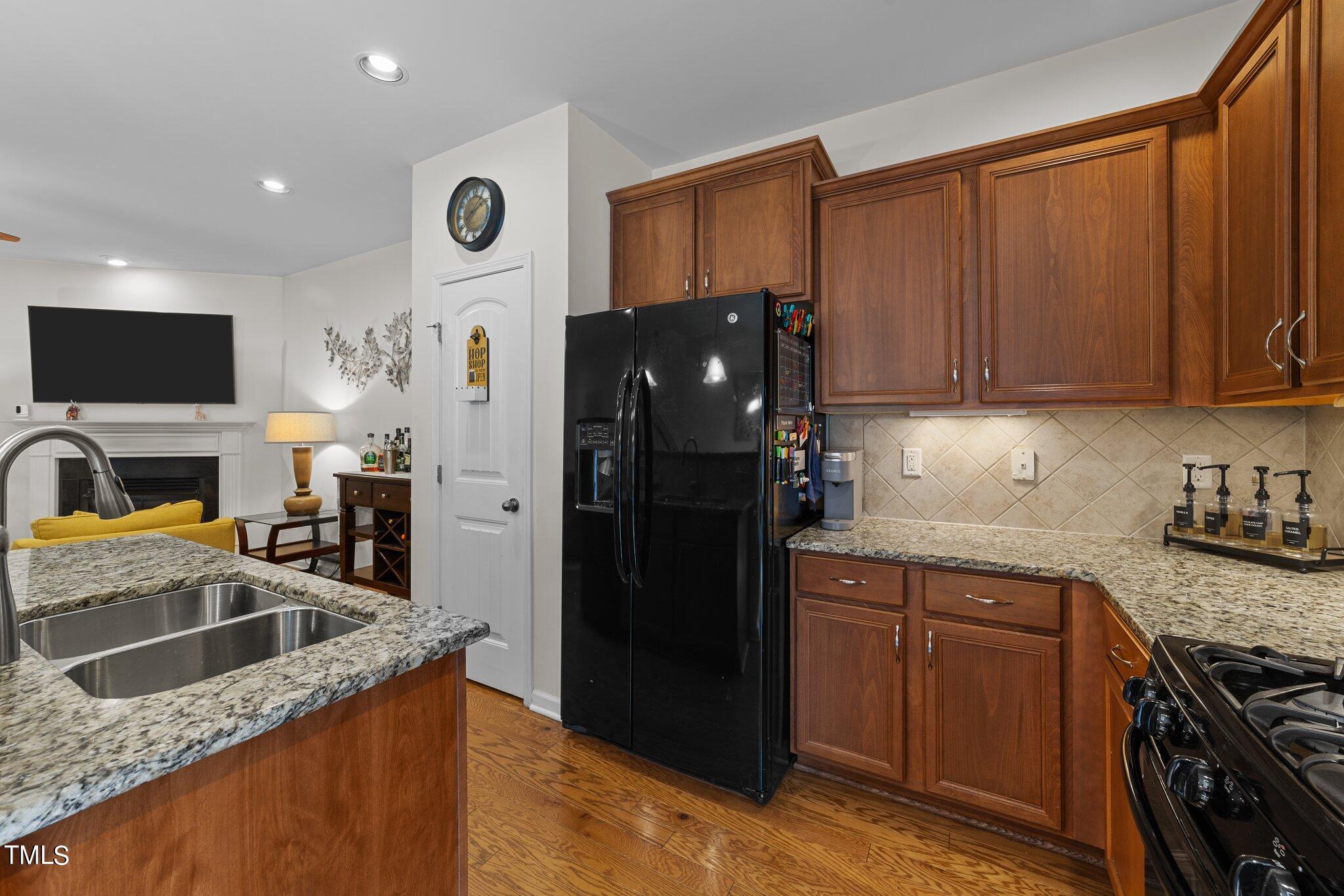 167 Token House Road Durham, NC 27703 - Photo 10 of 43 40-web-or-mls-VB4A9487