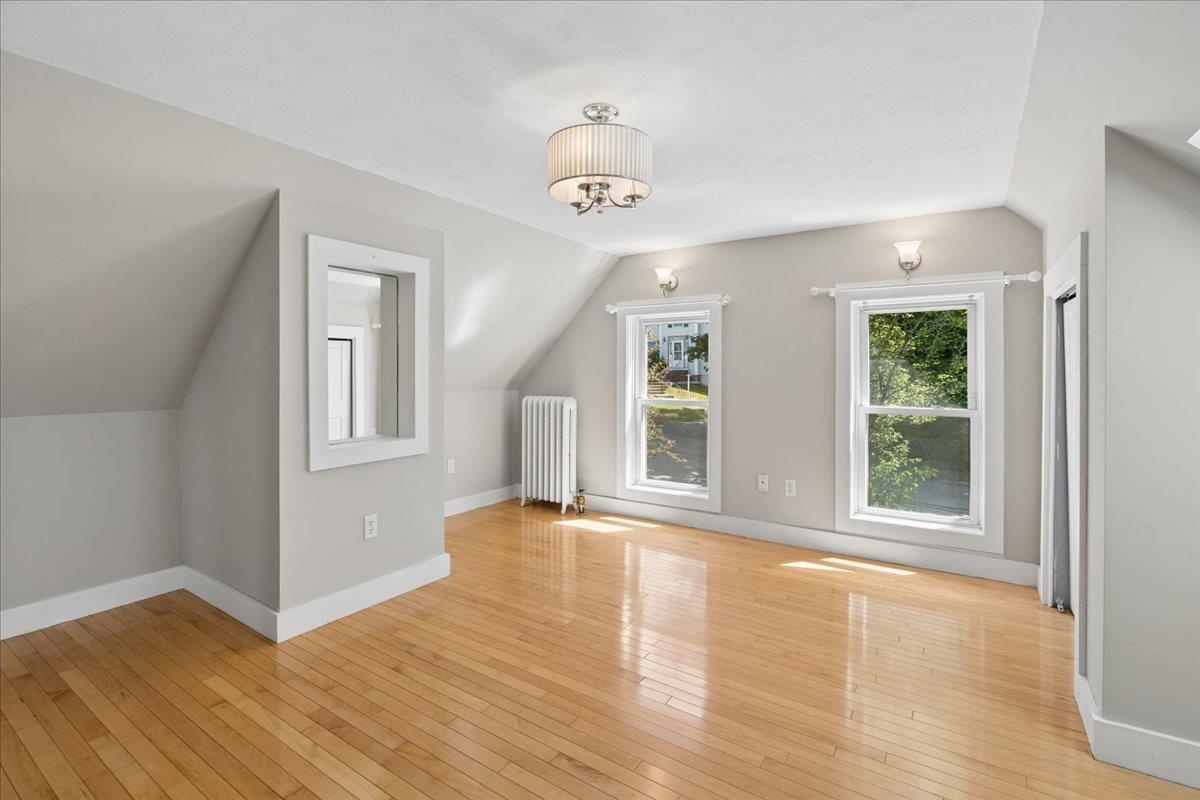564 River Road Manchester, NH 03104 - Photo 28 of 54