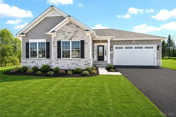 $749,900 | 6313 Webster Road, Orchard Park, NY 14127