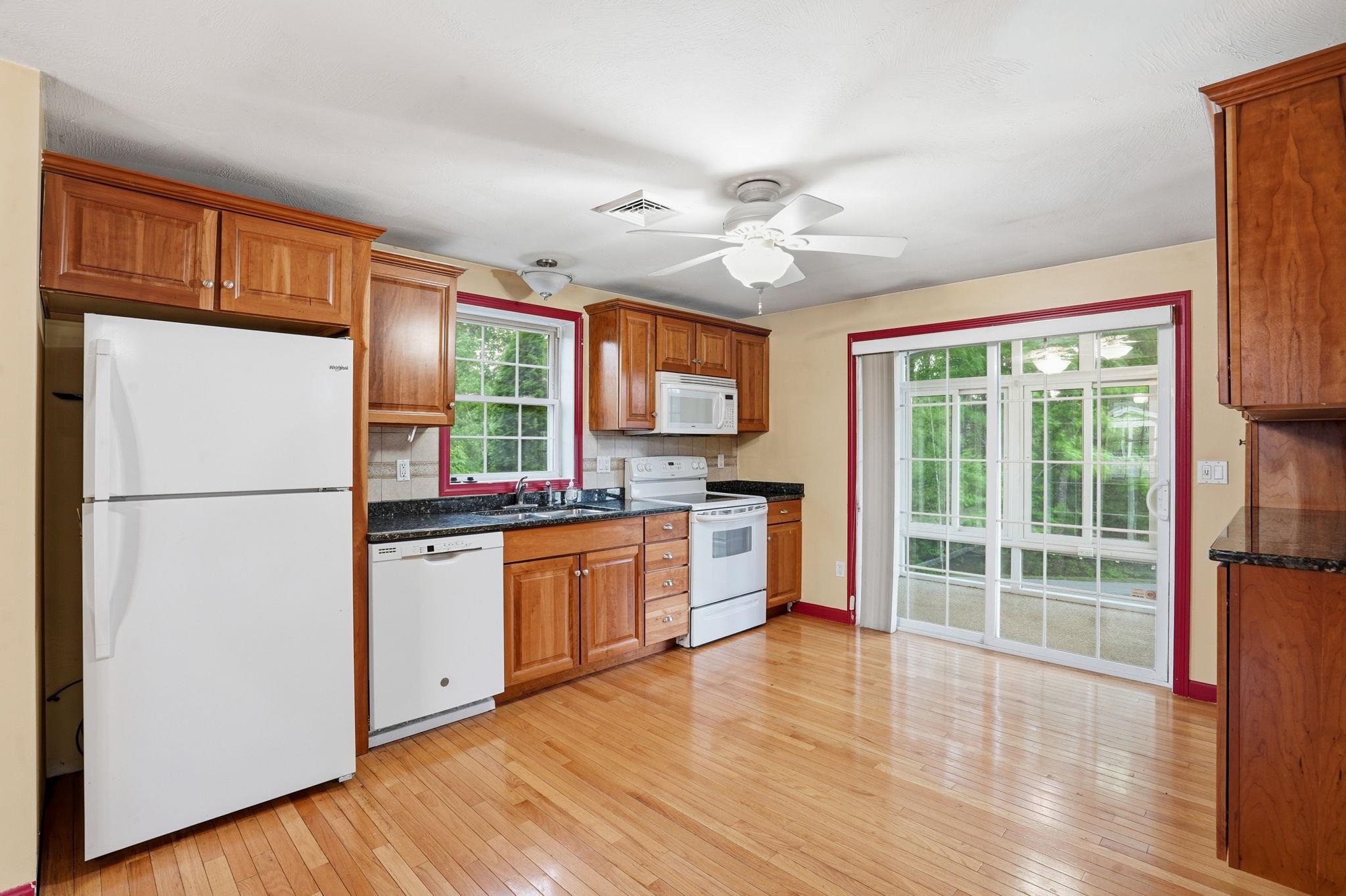 2 Red Sox Lane Raymond, NH 03077 - Photo 13 of 27