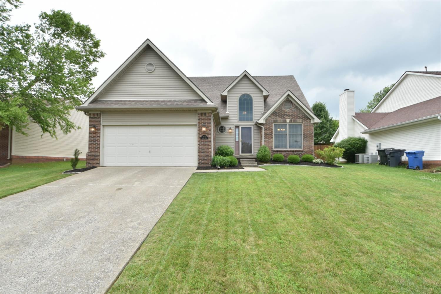 976 Tanbark Road Lexington, KY 40515 - Photo 3 of 48 Listing Photo