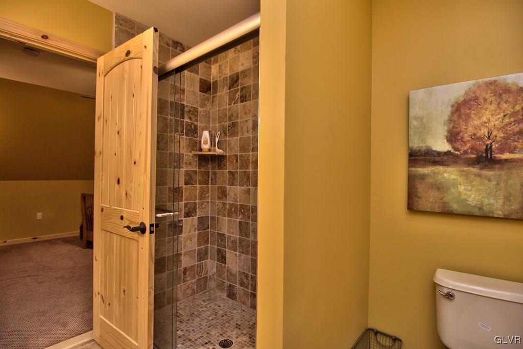 104 Rhododendron Road Jim Thorpe, PA 18229 - Photo 31 of 48 View of the tiled double shower with glass doors i