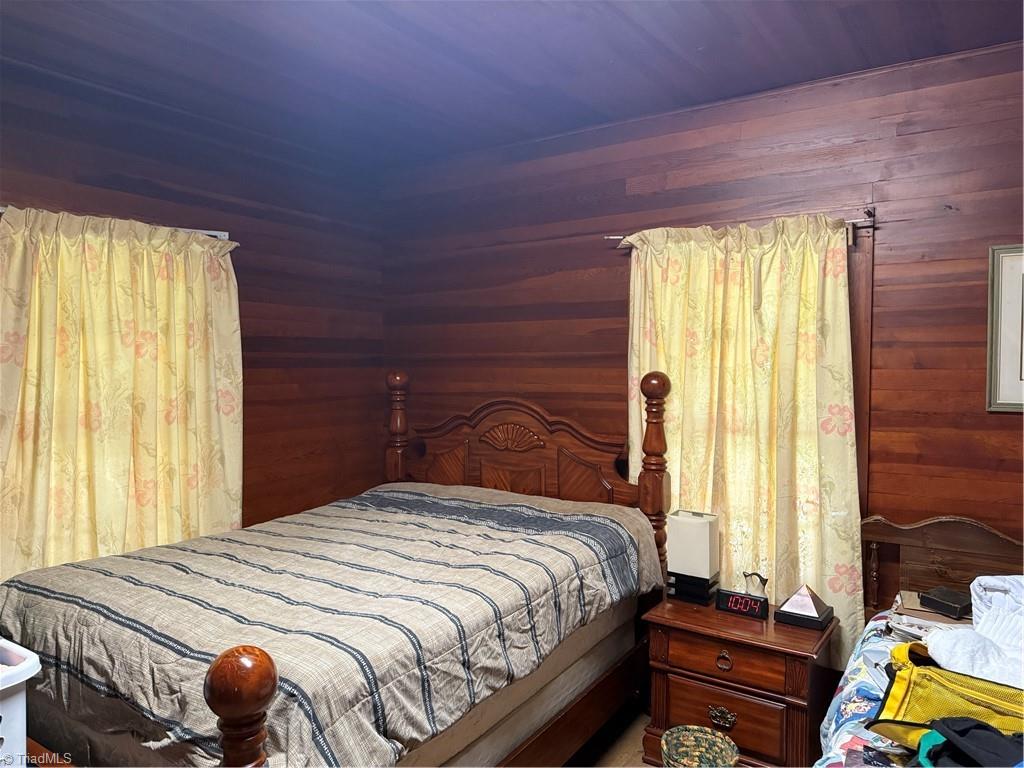 3450 Sparta Road North Wilkesboro, NC 28659 - Photo 3 of 11 Bedroom