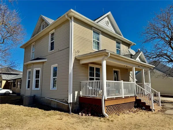 $189,000 | 321 West 5th Street, Maryville, MO 64468