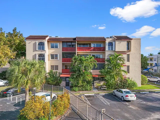 $2,150 | 10641 Southwest 108th Avenue, Unit 2E, Miami, FL 33176