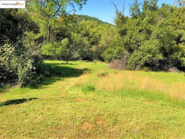 a view of an ocean view