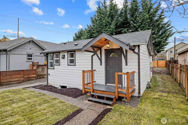 $460,000 | 1521 North 3rd Street, Renton, WA 98057