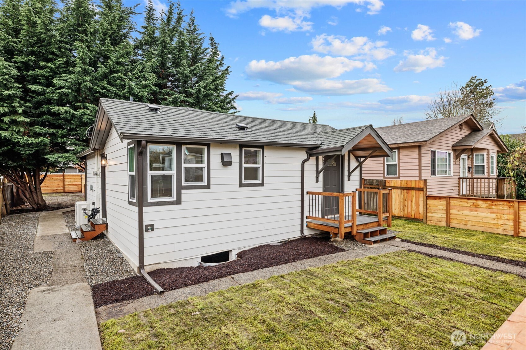1521 North 3rd Street Renton, WA 98057 - Photo 17 of 18 a house view with a garden space
