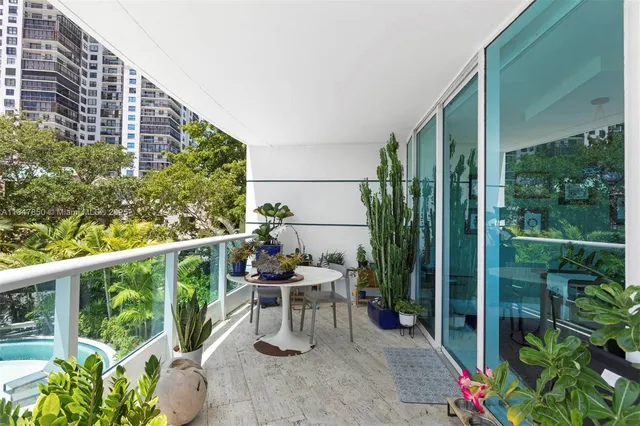 $16,500 | 2127 Brickell Avenue, Unit 503, Miami, FL 33129