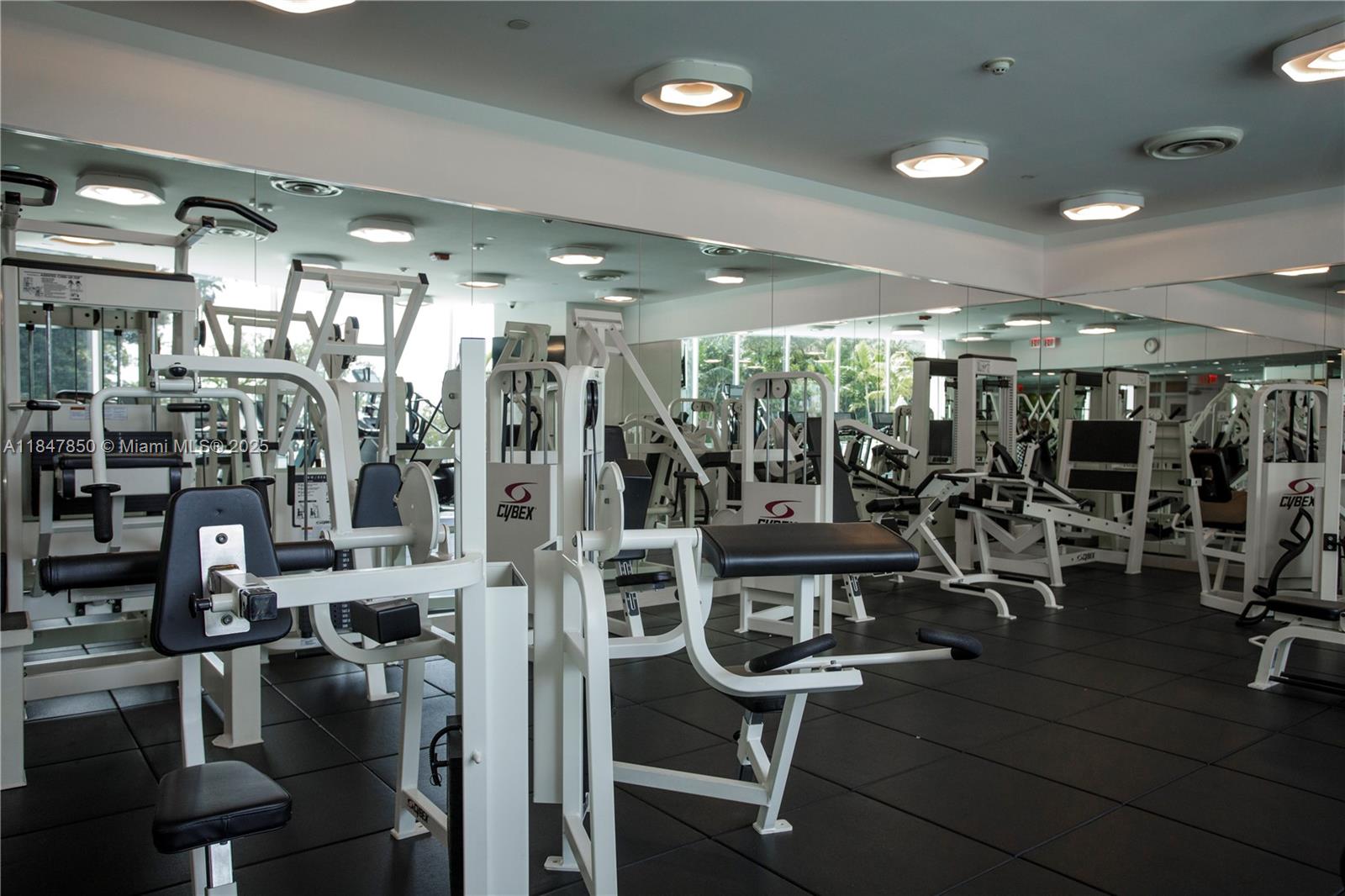 2127 Brickell Avenue, Unit 503 Miami, FL 33129 - Photo 28 of 31