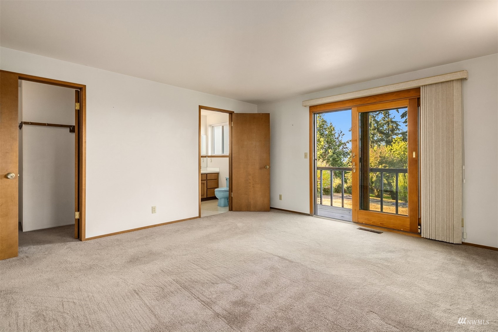 12078 Northeast Jefferson Point Road Kingston, WA 98346 - Photo 26 of 40 Gallery Image 26