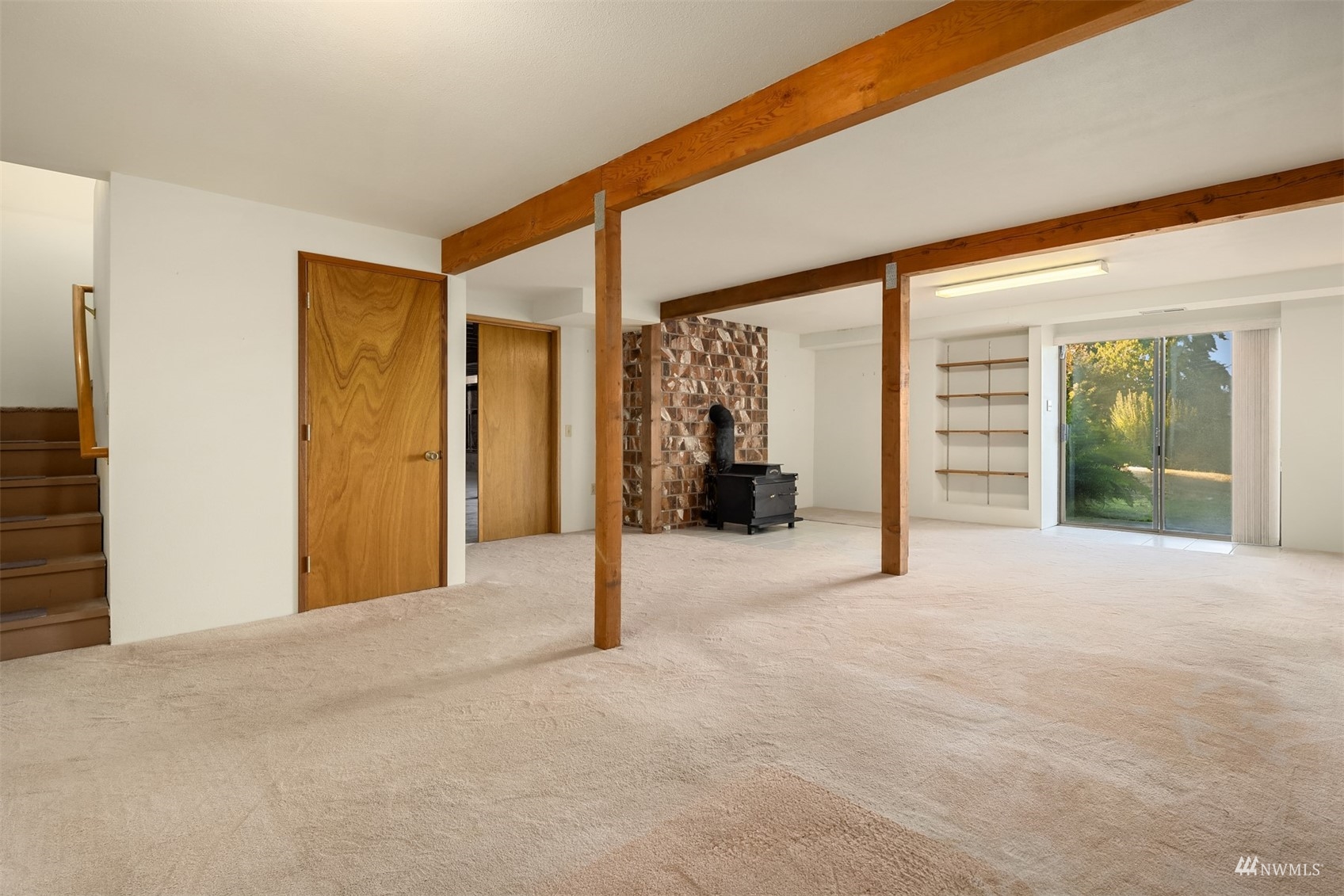 12078 Northeast Jefferson Point Road Kingston, WA 98346 - Photo 31 of 40 Gallery Image 31