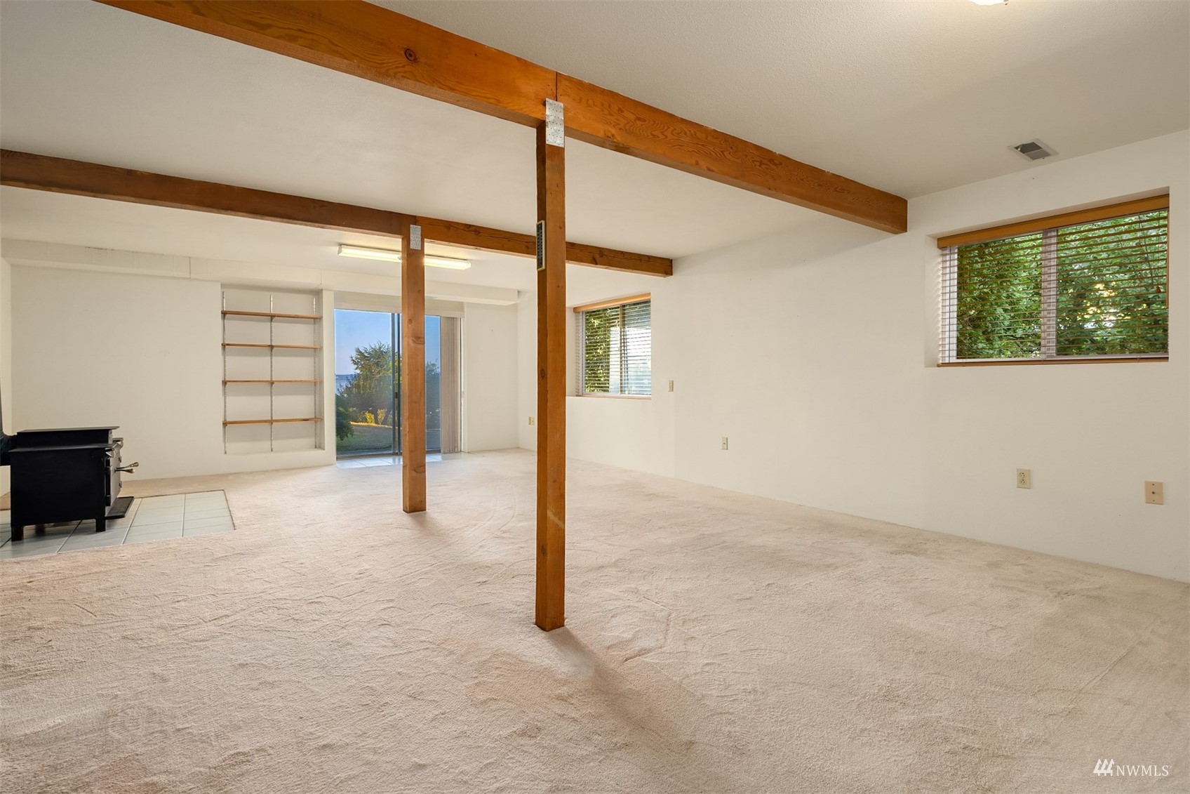 12078 Northeast Jefferson Point Road Kingston, WA 98346 - Photo 32 of 40 Gallery Image 32