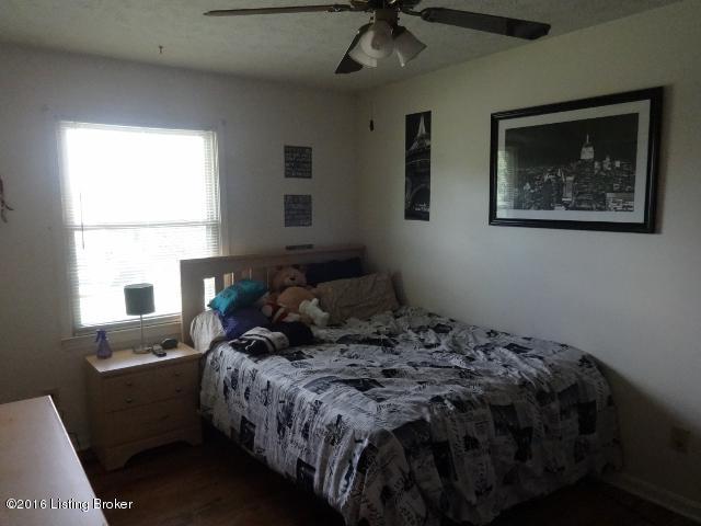 7206 Quail Ridge Road Louisville, KY 40291 - Photo 10 of 21 11 (640x480)