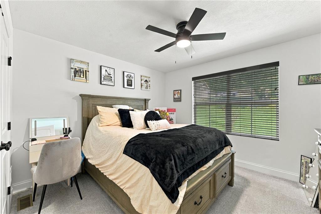 1064 Lux Road Jeannette, PA 15644 - Photo 29 of 43 3rd bedroom