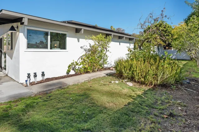 $1,599,900 | 5672 Dartford Way, San Diego, CA 92120