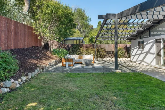 $1,599,900 | 5672 Dartford Way, San Diego, CA 92120