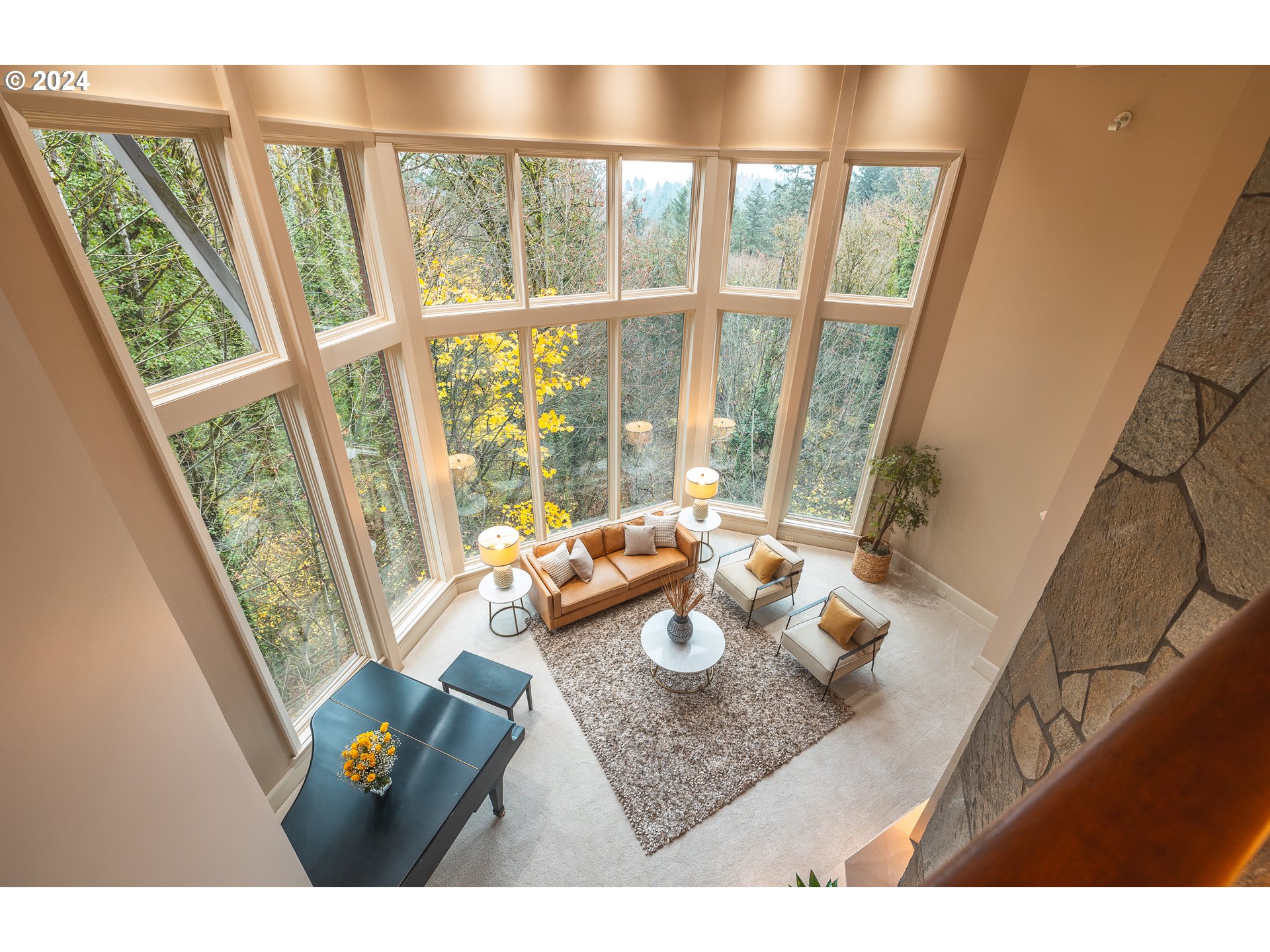 4335 Southwest Humphrey Boulevard Portland, OR 97221 - Photo 14 of 35 a living room with furniture and a window