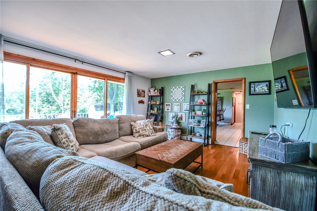 3290 Ridgeview Avenue Kettering, OH 45409 - Photo 5 of 40