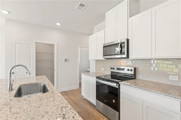 $369,990 | 2833 Bullfrog Lane, Gainesville, GA 30507