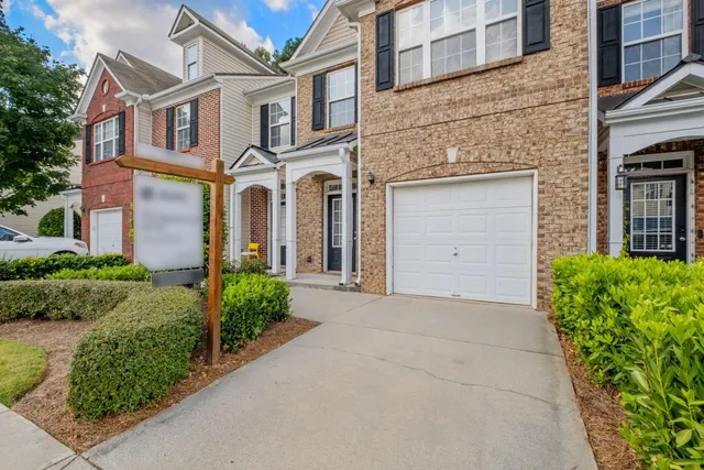 $300,000 | 1261 Birkhall Drive, Lawrenceville, GA 30043