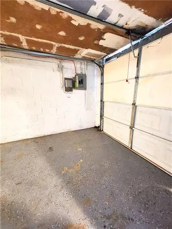 $1,200 | 463 Idlewood Road, Pittsburgh, PA 15235