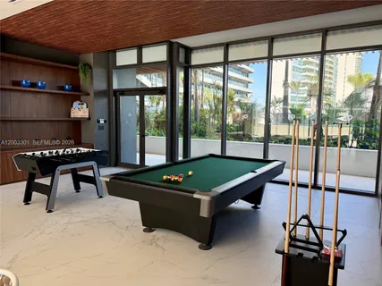 $1,250,000 | 3 Lote 1-06 Avenue, Unit 1102