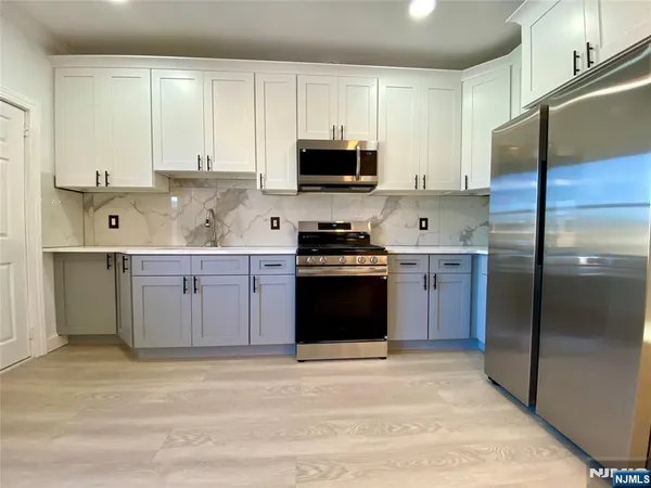 $2,650 | 55 Spring Street, Unit 2, Lodi, NJ 07644